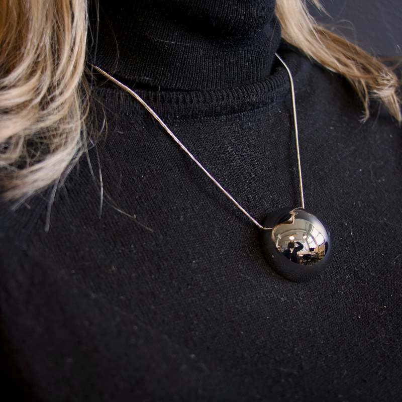 Uno Magna Necklace