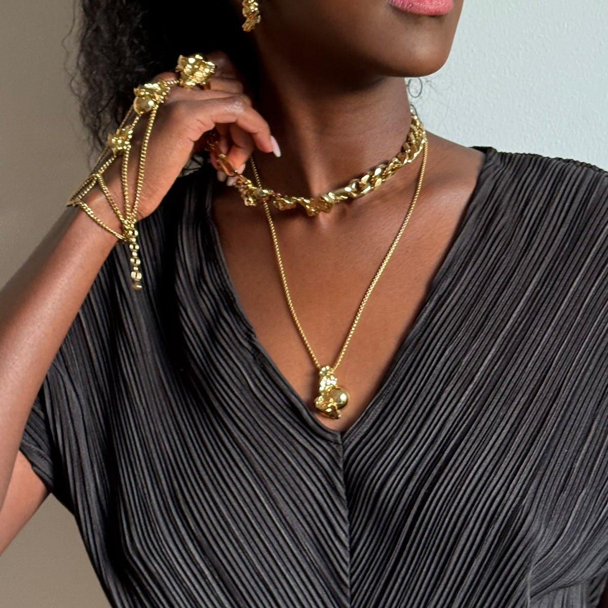 Halley Golden Necklace