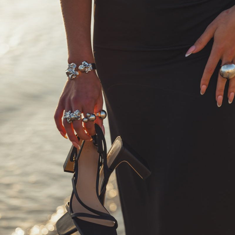 Halley Bangle