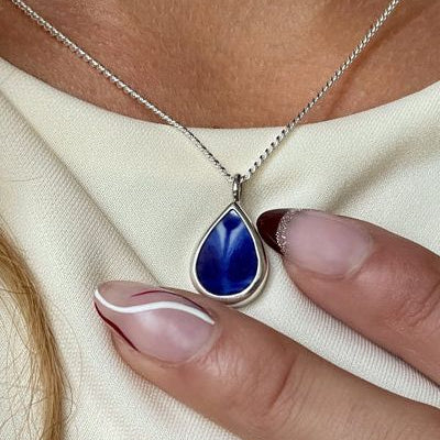Mon Amie Petite Droppe Necklace