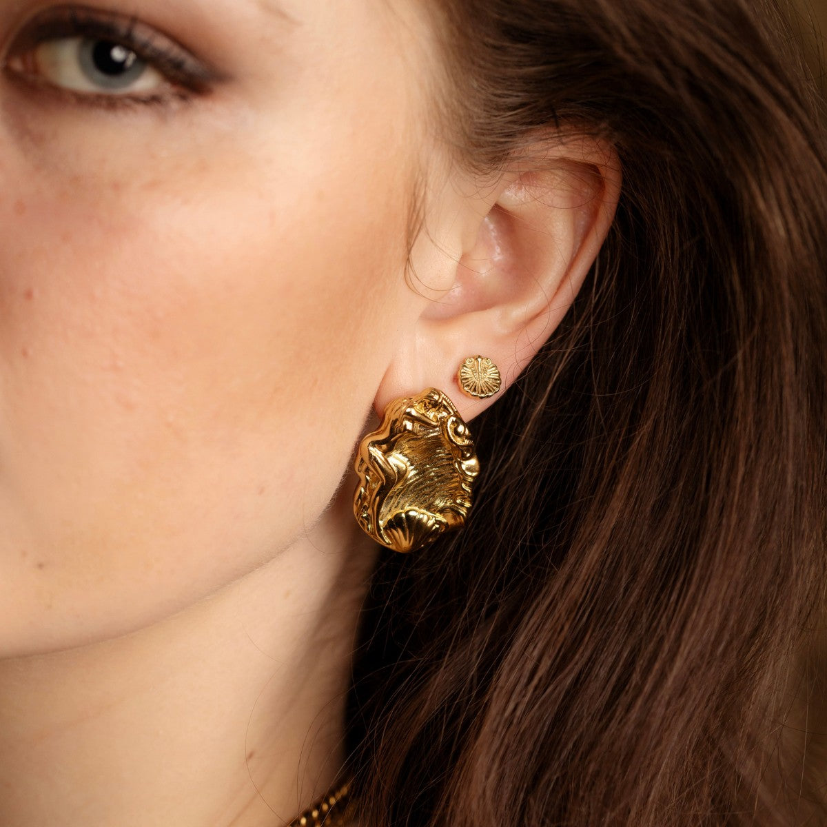 Venus Shell golden Earrring