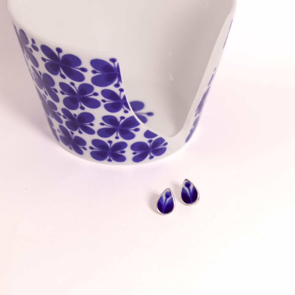 Mon Amie Drop Earrings