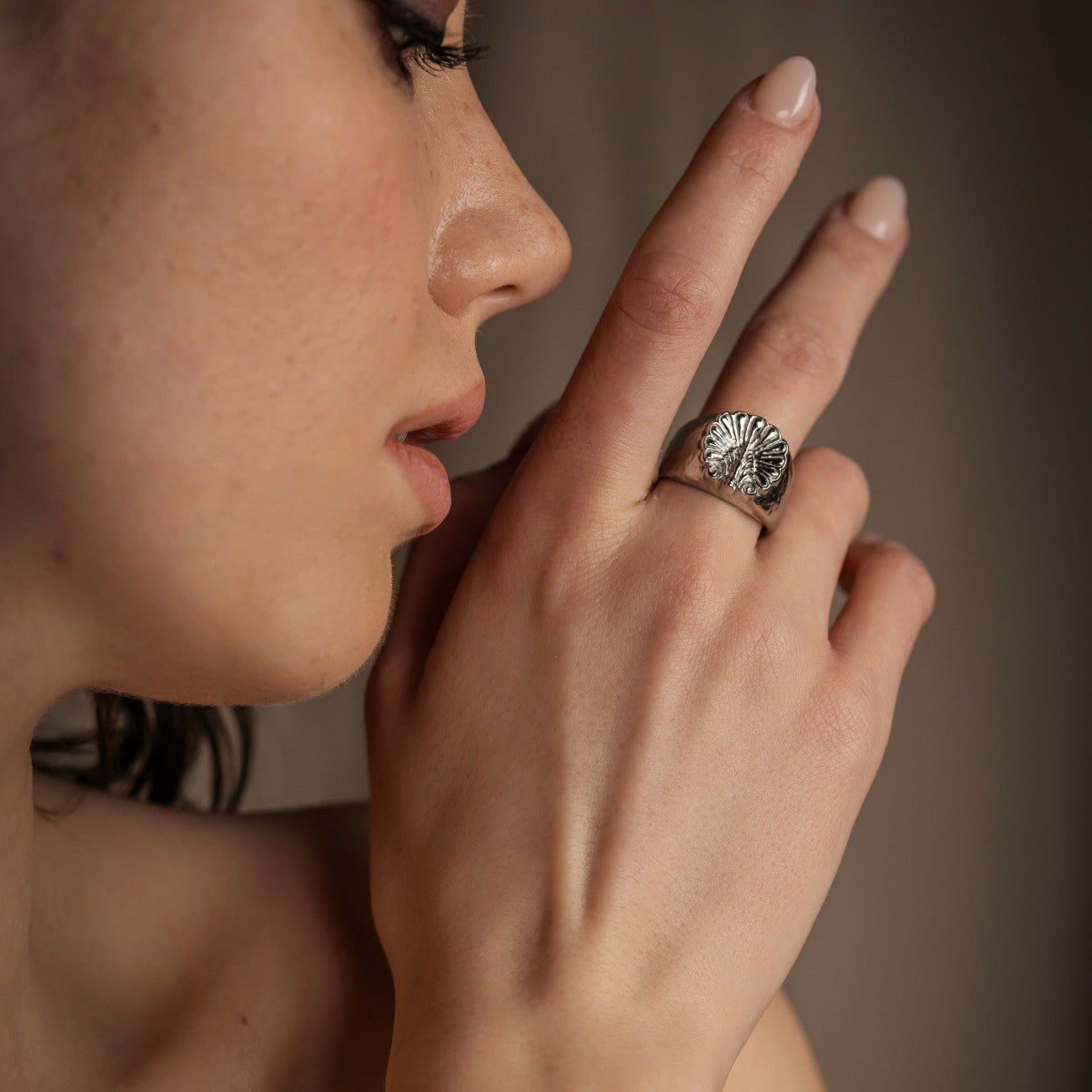 Venus Shell Signet Ring