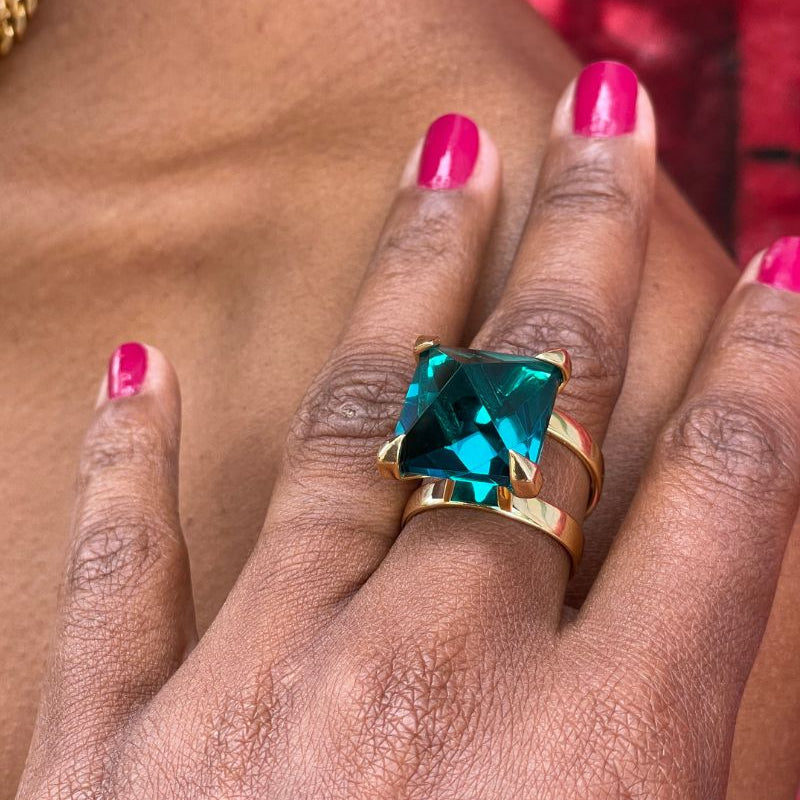 Prisma Talisman Golden Ring